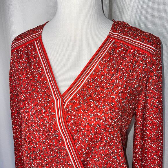 Max Edition Hi-Low Faux Wrap Top NWOT! Sz Small - Picture 6 of 7